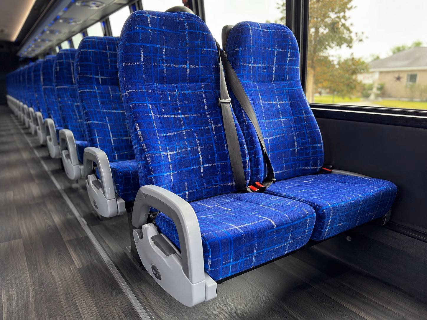 lansing charter bus
